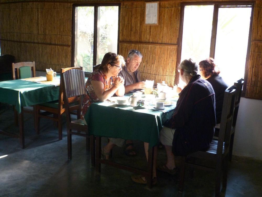 Nature Safari Resort Bardiya Экстерьер фото